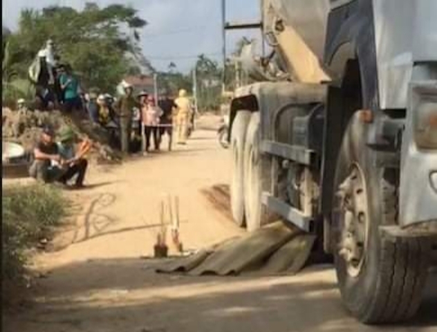 Xe bồn g&acirc;y tai nạn tại hiện trường