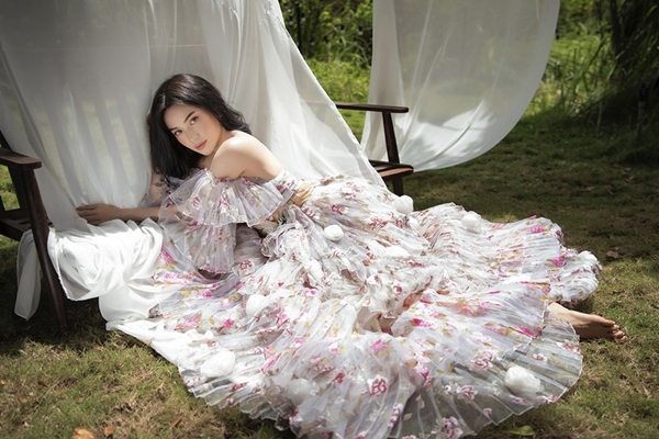 Từ trước đến nay, hình ảnh quyến rũ, Từ trước đến nay, hình ảnh quyến rũ,