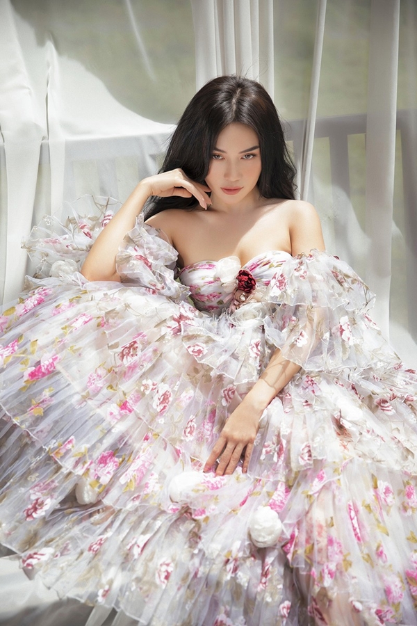 Từ trước đến nay, hình ảnh quyến rũ, Từ trước đến nay, hình ảnh quyến rũ,