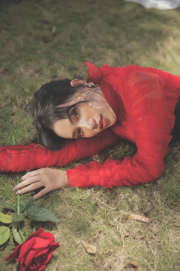 Từ trước đến nay, hình ảnh quyến rũ, Từ trước đến nay, hình ảnh quyến rũ,