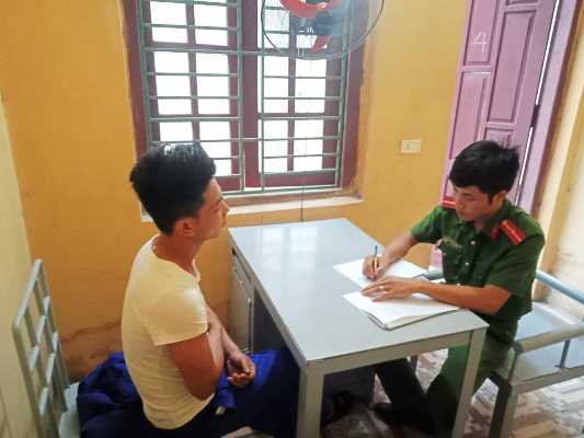 Cơ quan công an lấy lời khai của Nguyễn Văn Chiến