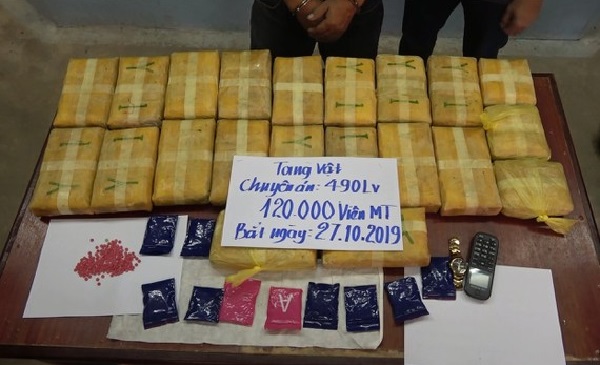 Hà Tĩnh: Bắt giữ đối tượng vận chuyển 120.000 viên ma túy tổng hợp