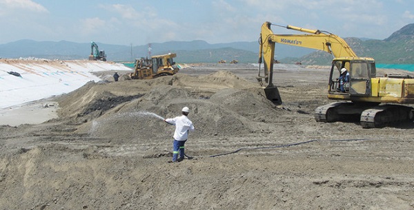 EVN gặp khó trong việc tiêu thụ tro, xỉ của nhà máy nhiệt điện than