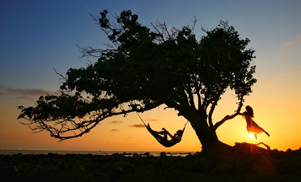 B&atilde;i biển thi&ecirc;n đường