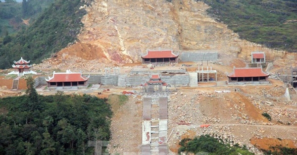 Hà Giang tạm đình chỉ thi công dự án khu du lịch tâm linh Lũng Cú