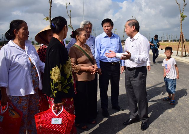 Chủ tịch UBND tỉnh Phan Ngọc Thọ lắng nghe nguyện vọng của người dân