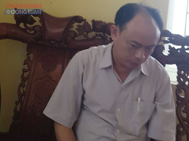 Ông Hoàng Văn Hiến - Chủ tịch UBND xã Hoằng Thắng tại buổi làm việc với PV