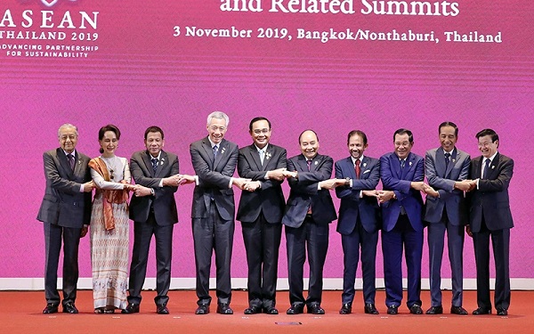 Thủ tướng Nguyễn Xuân Phúc và các Trưởng đoàn tại phiên khai mạc hội nghị