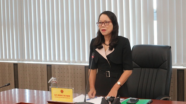 Thứ trưởng, Phó Chủ nhiệm Uỷ ban Dân tộc Hoàng Thị Hạnh phát biểu tại buổi họp báo