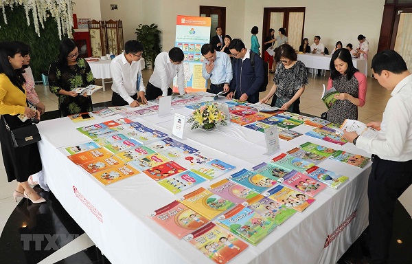 Các bản mẫu sách giáo khoa do Nhà xuất bản Giáo dục Việt Nam biên soạn được giới thiệu tại hội thảo