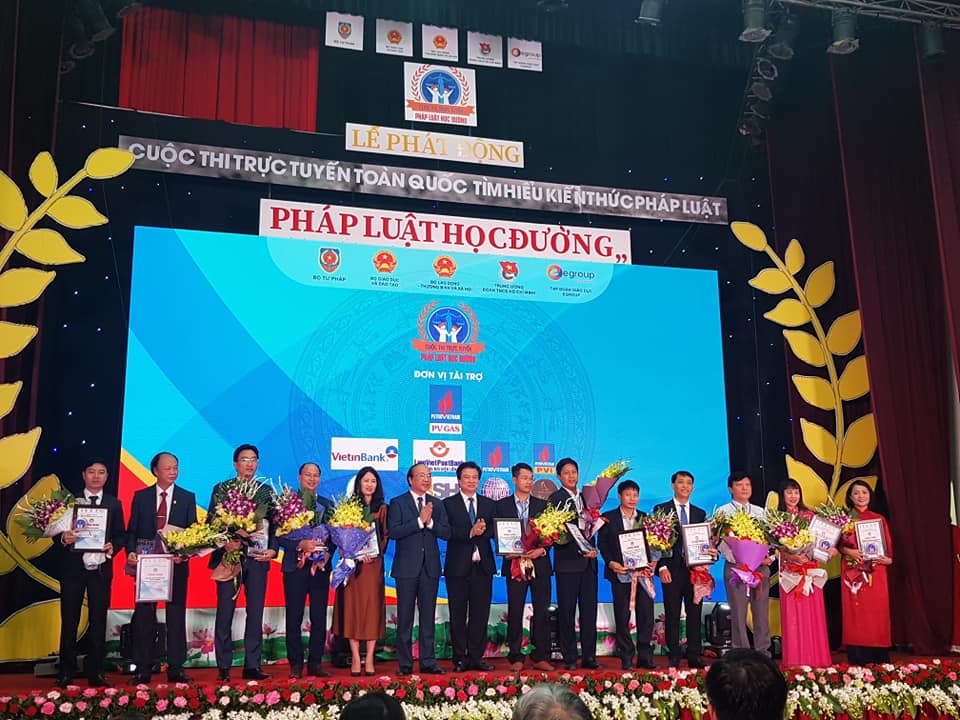 Phát động cuộc thi trực tuyến toàn quốc "Pháp luật học đường"