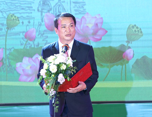 GS.TS Phạm Hồng Quang, Giám đốc Đại học Thái Nguyên phát biểu tại đêm Chung kết cuộc thi.
