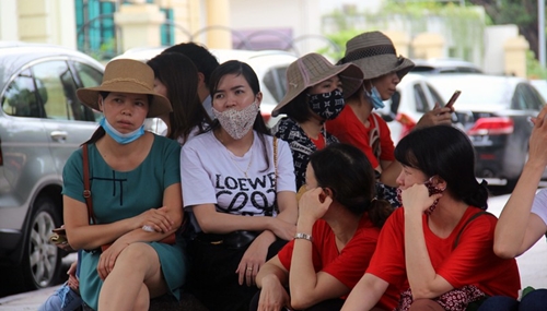 Bộ Nội vụ yêu cầu tuyển dụng đặc cách giáo viên hợp đồng