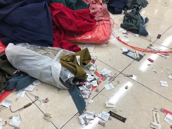 Nhiều thương hiệu thời trang dính nghi vấn 'đội lốt' hàng Việt