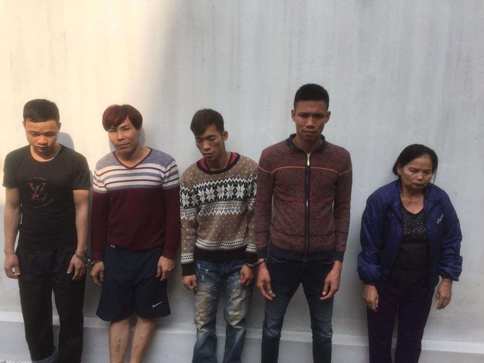Các nghi phạm trộm chó ở huyện Thọ Xuân (Thanh Hóa) đang bị công an tạm giữ hình sự