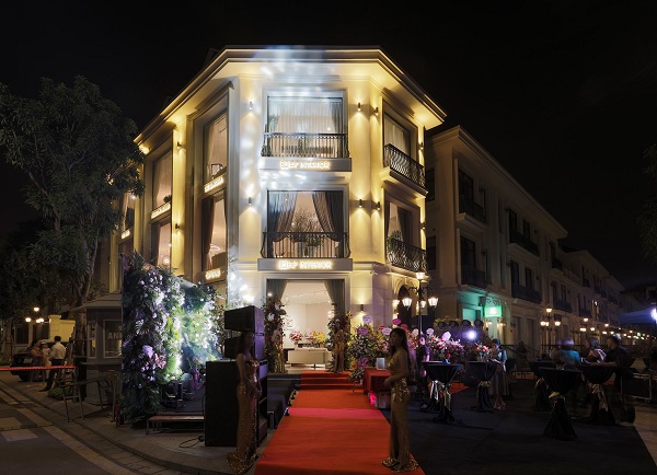 Showroom E.F INTERIOR