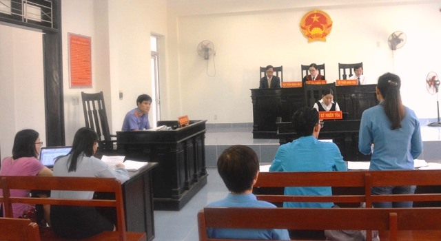 Đà Nẵng: Công ty Hàn Quốc bị 196 công nhân kiện đòi tiền lương, BHXH