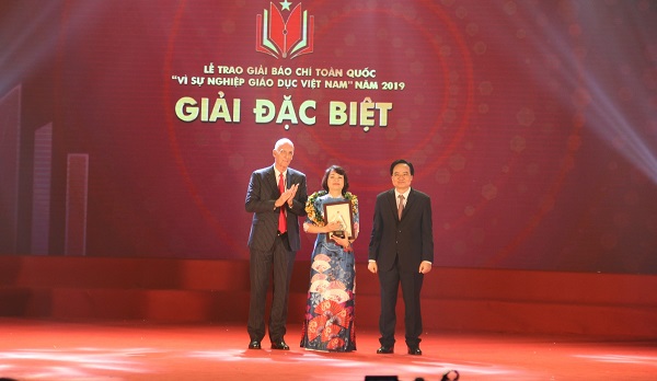 Lễ trao giải báo chí toàn quốc “Vì sự nghiệp giáo dục Việt Nam” năm 2019