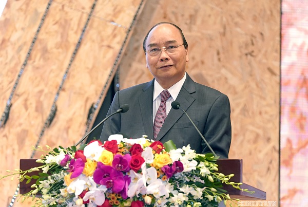 Thủ tướng phát biểu tại Diễn đàn (Ảnh: VGP/Quang Hiếu)
