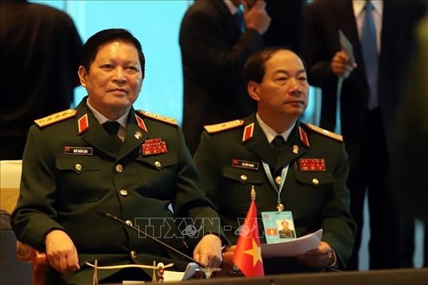 Đại tướng Ngô Xuân Lịch, Bộ trưởng Bộ Quốc phòng dẫn đầu Đoàn đại biểu quân sự cấp cao Việt Nam tham dự Hội nghị (Ảnh: Ngọc Quang/Pv TTXVN tại Thái Lan)