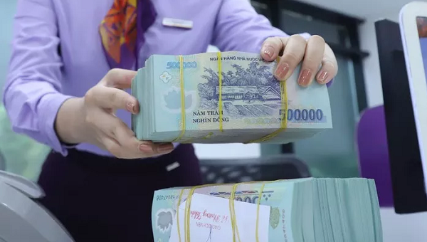 ‘Ông lớn’ Vietcombank bất ngờ giảm lãi suất cho vay