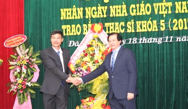 Thứ trường tạ quang bửu