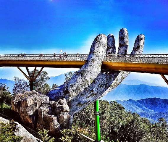 Quốc tế ca ngợi cầu Vàng và những cây cầu Việt Nam