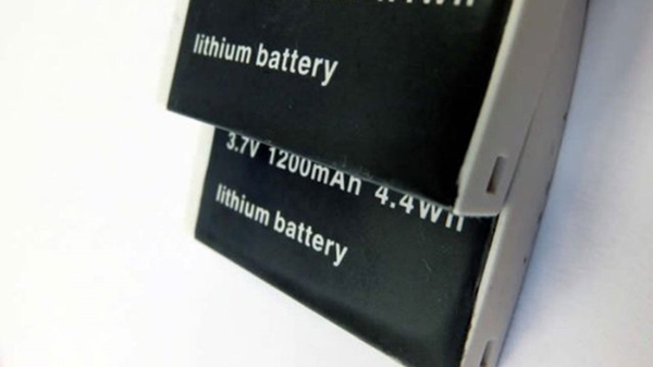 Cấm vận chuyển pin Lithium bị hỏng lên máy bay