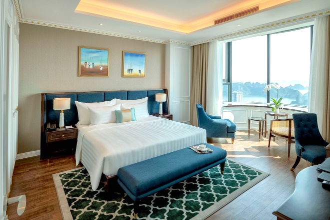 FLC Grand Hotel Halong gồm 649 phòng mang phong cách thiết kế ấn tượng kết hợp nội thất sang trọng và trang thiết bị cao cấp.
