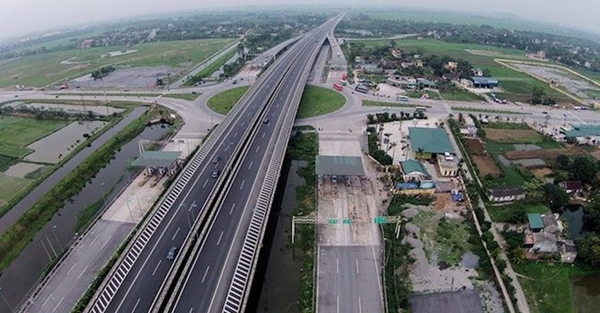 Cao tốc Nội Bài - Lào Cai, một trong 4 tuyến cao tốc do VEC quản lý