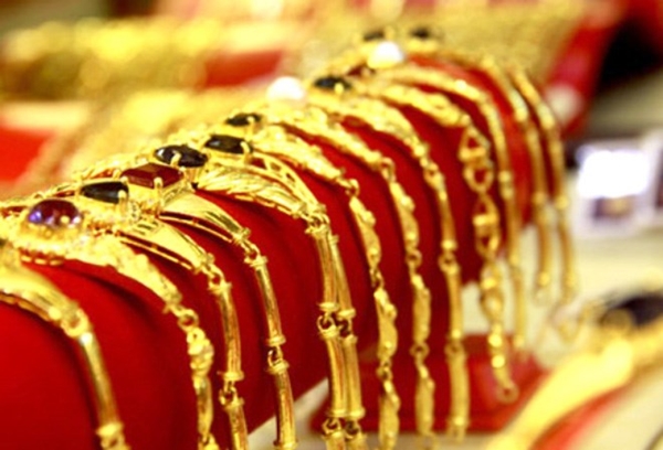 Giá vàng chưa có dấu hiệu ngừng giảm