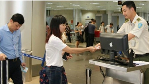 Những trường hợp nào bị tạm hoãn xuất cảnh?