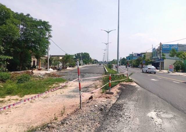 Quảng Nam: Con đường gần 270 tỷ dang dở vì vướng 1 hộ dân.