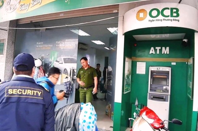 Đà Nẵng: Kẻ gian đập phá cây ATM lúc rạng sáng để trộm tiền