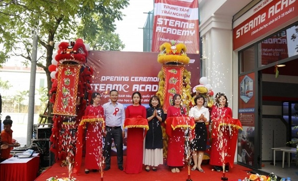 Trung tâm trải nghiệm STEAM tiêu chuẩn quốc tế đầu tiên tại Việt Nam chính thức được khai trương.