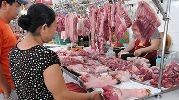 Chỉ số tiêu dùng (CPI) của Hà Nội trong tháng 11 tăng do ảnh hưởng từ giá thịt lợn