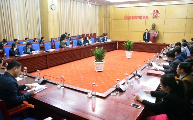 Sáng 29/11, UBND tỉnh Nghệ An tổ chức cuộc họp Ban chỉ đạo các Chương trình MTQG giai đoạn 2016 - 2020 để thảo luận, bỏ phiếu đề nghị, xét công nhận huyện Yên Thành và 14 xã của 5 huyện đạt chuẩn NTM năm 2019 (Ảnh: BNA)