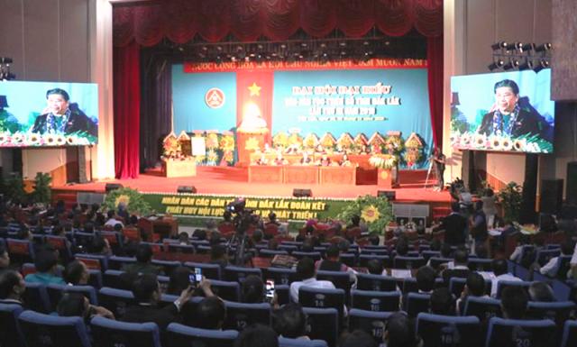 Quan cảnh tại đại hội