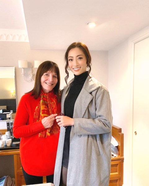 Lương th&ugrave;y linh