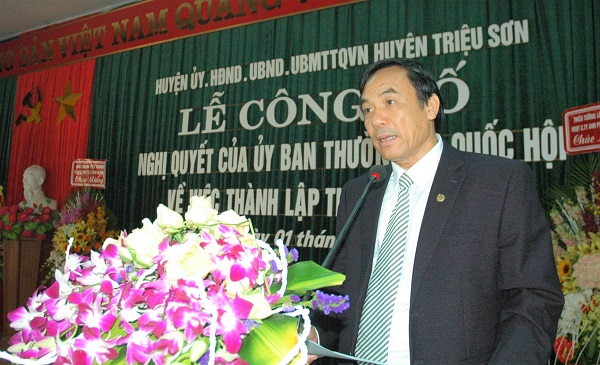 Đồng chí Vũ Đức Kính, Chủ tịch UBND huyện Triệu Sơn phát biểu và giao nhiệm vụ