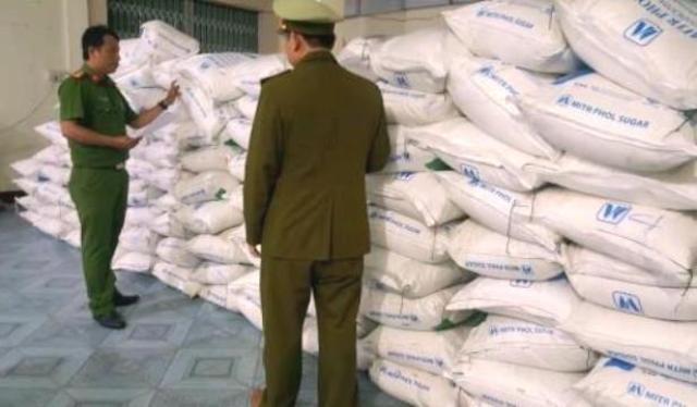Phú Yên: Tạm giữ 5 tấn đường nhập lậu không có hóa đơn chứng từ