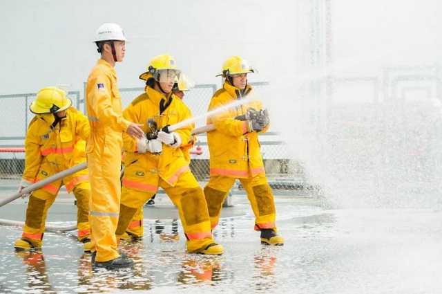 Công an tỉnh Cà Mau và Công ty Khí Cà Mau phối hợp tổ chức các cuộc diễn tập phòng cháy chữa cháy và cứu nạn cứu hộ
