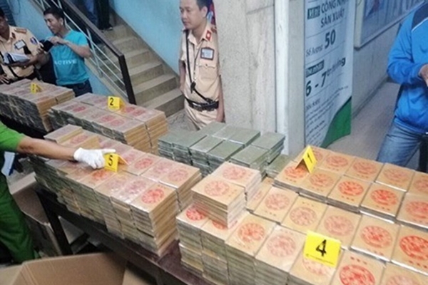 Thu giữ tiếp 446 bánh heroin trong đường dây mua bán, vận chuyển ma túy xuyên quốc gia