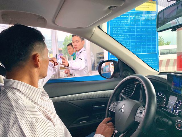 Trạm thu ph&oacute;