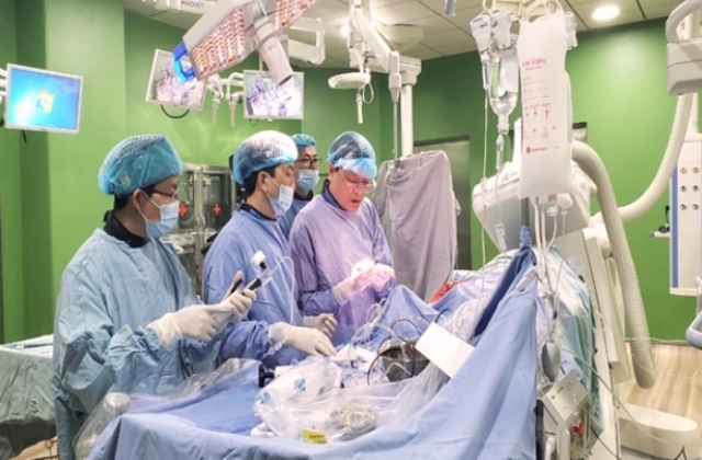 Bệnh viện Đà Nẵng đưa vào hoạt động phòng mổ can thiệp tim mạch hiện đại