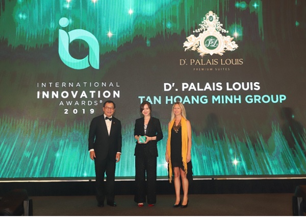 Đại diện Tập đoàn Tân Hoàng Minh vinh dự nhận giải thưởng IIA 2019