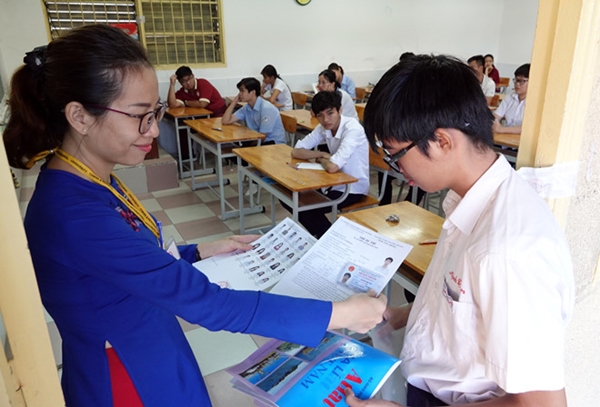 Không công bố đề thi minh họa thi THPT quốc gia 2020