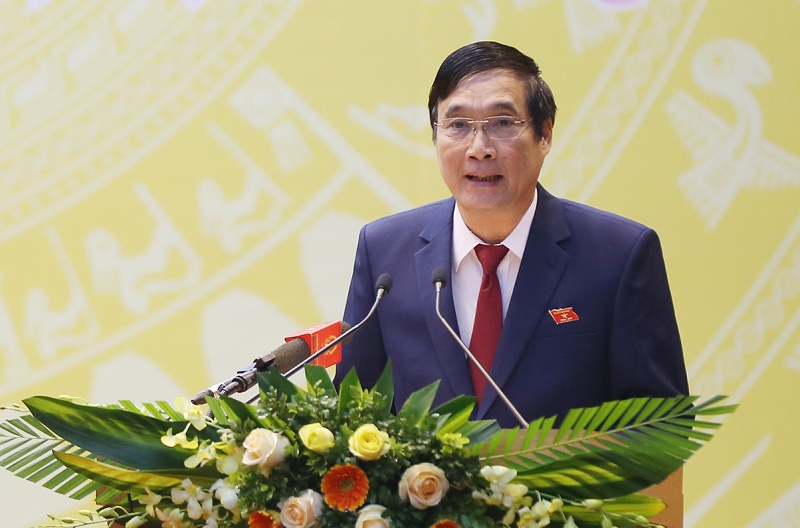 Bí thư Tỉnh ủy, Chủ tịch HĐND tỉnh Phú Thọ Bùi Minh Châu phát biểu tại kỳ họp