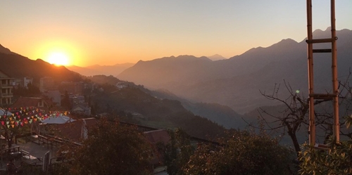 Sa Pa dù ngổn ngang công trình nhưng vẫn đẹp nao lòng du khách...