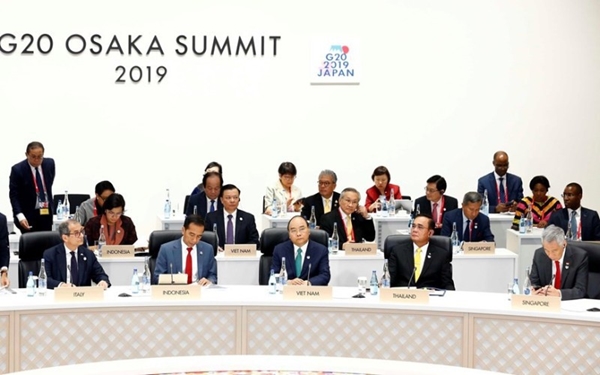 Thủ tướng Nguyễn Xuân Phúc tham dự các phiên họp, hoạt động quan trọng của Hội nghị Thượng đỉnh G20 (Ảnh: Thống Nhất/TTXVN)